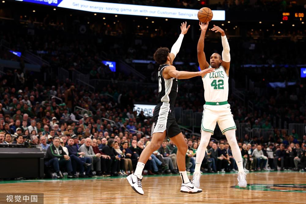 这使得他的 这使得他的