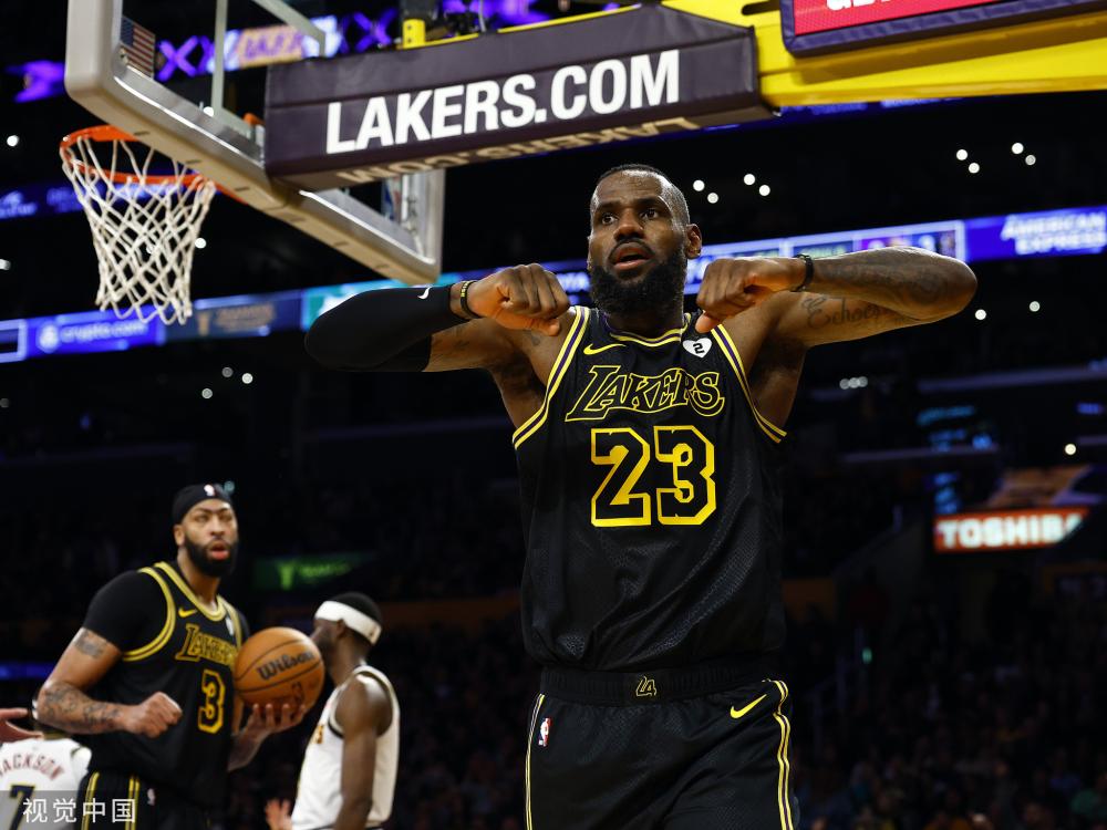 对整个球队 对整个球队